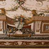 Il soffitto � interamente ricoperto da un coloratissimo ed elaborato affresco di stile settecentesco